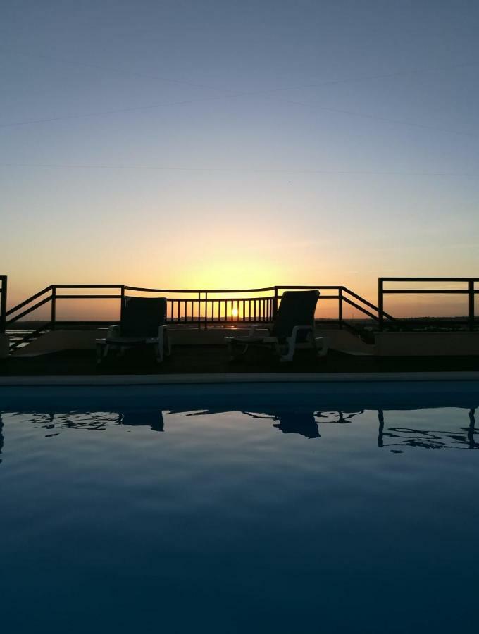 Green House - Pool On Rooftop โอลเญา ภายนอก รูปภาพ